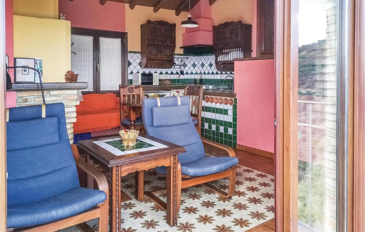 Nice Home In Benalauria With Kitchenette エクステリア 写真