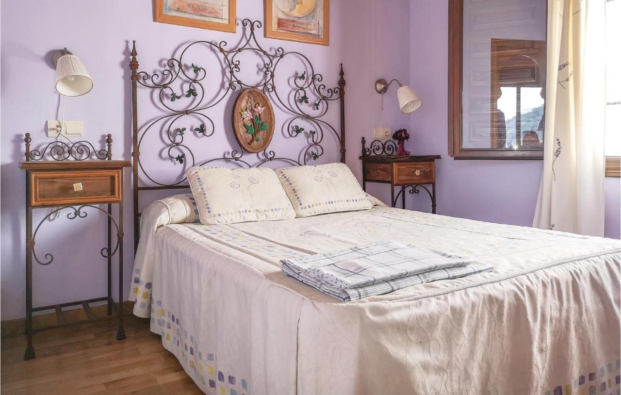 Nice Home In Benalauria With Kitchenette エクステリア 写真